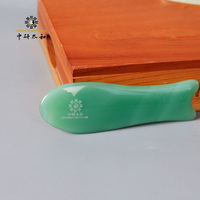 Vente en gros de pierres de gua sha en améthyste 100% naturelle, outil de massage facial en jade violet, cristal violet Gua Sha