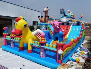 Grande aire de jeux gonflable pour <span class=keywords><strong>parc</strong></span> d'attractions et utilisation en extérieur - Product Image 5