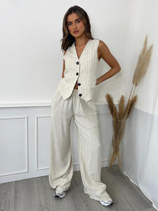 Conjunto de <span class=keywords><strong>Chaleco</strong></span> y Pantalones <span class=keywords><strong>con</strong></span> Rayas Verticales Personalizado <span class=keywords><strong>para</strong></span> Primavera 2026 - Elegante Traje de Dos Piezas <span class=keywords><strong>para</strong></span> Oficina, OEM/ODM por Fábrica de Ropa China - Product Image 6