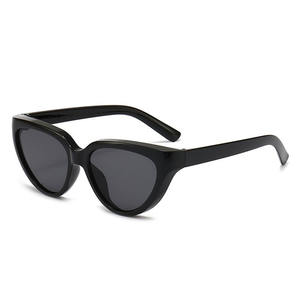 En stock Lunettes de soleil polarisées en acétate vintage pour femmes avec logo personnalisé Montures TR90 épaisses de luxe Lunettes de soleil rondes TAC - Product Image 3