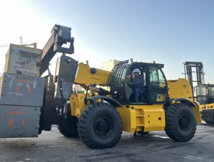 Многофункциональный телескопический погрузчик 7 тонн, 17 м, с дизельным двигателем, полный привод 4x4, с рабочей платформой, низкая цена, распродажа - Product Image 3