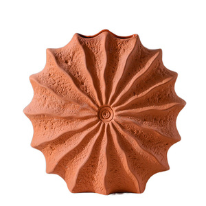 Jarrón de cerámica nórdico creativo, adornos de terracota de lujo, flor seca hidropónica Simple, decoración de Hotel para el hogar, cerámica roja - Product Image 6