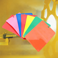 Revêtement en poudre thermodurcissable en polyester, anti-corrosion, résistant aux UV, pulvérisation électrostatique, couleurs vives pour équipements de jeux pour enfants