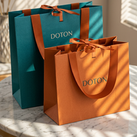 Sac en kraft rigide de luxe imprimé sur mesure avec cordon de serrage, sac de shopping en gros pour boutique, emballage de chaussures, mode haut de gamme