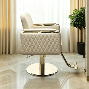 Fauteuil de Barbier de Luxe Doré Personnalisable en Cuir, Équipement de Beauté, Chaise de Coiffeur avec Logo Personnalisé, Chaise de Salon de Coiffure pour Barbier - Product Image 2