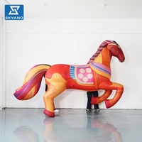 Modèle de cheval gonflable géant de dessin animé pour la décoration de centres commerciaux, de fêtes, de festivals et d'événements, modèle animal gonflable