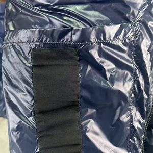 高品質カスタムメイドのメンズフィットジャケット、ジッパー刺繍付きの厚くてファッショナブルな冬服 - Product Image 5