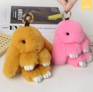 2026 Poupée Lapin 18 cm en Fausse Fourrure Douce et Mignonne, Pompon Moelleux, Pendentif Peluche, Porte-clés pour Voiture et Sac, Accessoire Lapin Pompon Moelleux - Product Image 1