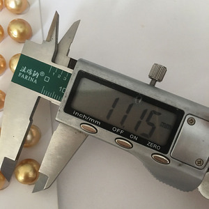 ราคาขายส่ง, ไข่มุกเซาท์ซีทรงกลมธรรมชาติคุณภาพสูง AAAA ขนาด 13-14 มม. สีทองเข้ม มีรูครึ่งวงกลม หรือไม่มีรู - Product Image 4