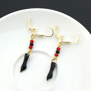 Pendientes de Protección Ocular Figa Hand 21, Joyería de Temporada, Azabache Simulado - Product Image 4