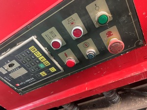 เครื่องตัดโลหะแผ่นอเนกประสงค์ขนาด 8 มม.*3.2 เมตร รุ่นใช้งานแล้ว - Product Image 3