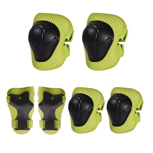 Ensemble de sécurité 6-en-1 pour enfants (garçons et filles) de 3 à 7 ans : protections en plastique pour genoux, coudes et poignets pour le patinage (vente en gros) - Product Image 5