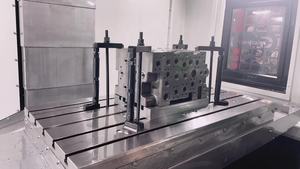 MVL1165 Chine BT40 Broche Cône <span class=keywords><strong>VMC</strong></span> Fraiseuse CNC verticale <span class=keywords><strong>VMC</strong></span> Centre d'usinage des métaux Prix d'usine - Product Image 6