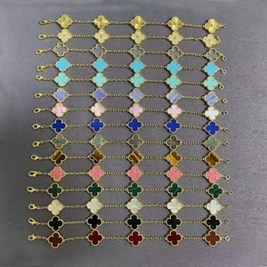 High-quality Classic Double-sided Lucky Grass Bracelet, Stainless Steel Plated with 18K Gold. Factory Wholesale of Jewelry. - Product Image 3