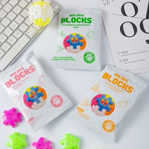 Mini <span class=keywords><strong>cube</strong></span> magique intelligent en plastique à assembler, jouet éducatif de construction empilable DIY 2x2x4, développement du QI nostalgique pour garçons de 14 ans - Product Image 5