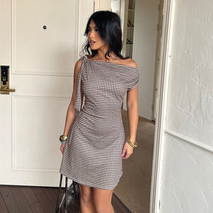 Robe courte à épaules dénudées pour femmes, imprimé à carreaux, style rétro Y2K, robe décontractée tendance pour femmes - Product Image 1