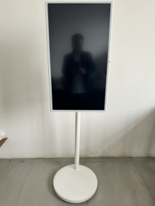 32-inch di động đứng màn hình cảm ứng <span class=keywords><strong>LED</strong></span> màn hình thông minh TV hiển thị với bánh xe đứng di động truy cập và dễ dàng di động - Product Image 5