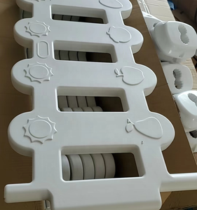 Valla de juegos blanda popular blanca y rosa de PE resistente para fiestas, eventos infantiles, cumpleaños, uso interior, con puerta y valla blanca - Product Image 4