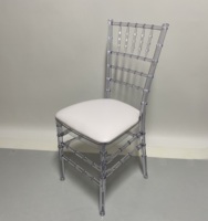 Chaise Chiavari empilable en résine PP blanche pour événements extérieurs, mariages, banquets, repas, location
