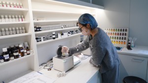 น้ำหอมกลิ่นซากุระคุณภาพสูงจากดีไซเนอ<span class=keywords><strong>ร์</strong></span> น้ำหอมแท้บรรจุภัณฑ์ขายส่งจำนวนมาก น้ำหอมขายส่งดูไบ - Product Image 5