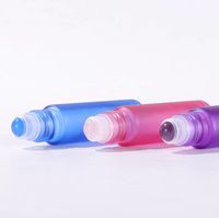 Bouteille à roulettes en verre avec porte-clés, matériau d'emballage de luxe givré, rouleau sur bouteille givré rose