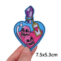 Vente en gros de divers patchs brodés personnalisés Applique en tissu à coudre au fer 3D feutre artisanat patch de broderie de dessin animé pas de commande minimum