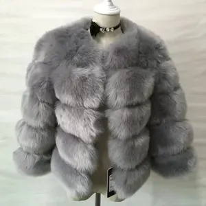 Große Lager Großhandel Super beliebte Wintermantel Jacke Frauen Beste Qualität Faux Fox Pelzmantel trend ige Short Style Kunst pelz für Lady