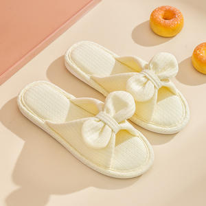 Cute house Indoor mezze pantofole <span class=keywords><strong>da</strong></span> ragazza comode scarpe <span class=keywords><strong>da</strong></span> <span class=keywords><strong>casa</strong></span> donna 2023 pantofole <span class=keywords><strong>da</strong></span> camera <span class=keywords><strong>da</strong></span> letto per pavimento di <span class=keywords><strong>casa</strong></span> zapatos de mujer - Product Image 4