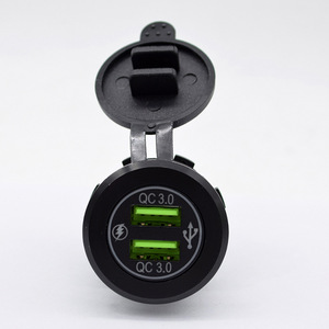 Cargador de coche con doble USB QC3.0, carga rápida, 12V 24V, aleación de aluminio, resistente al agua, para uso en vehículos - Product Image 2