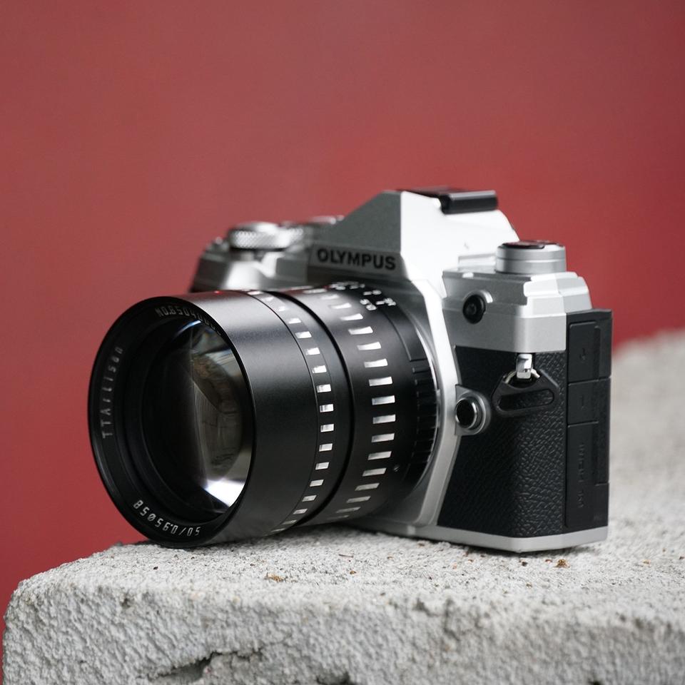 Ttartisan 50mm F0.95 Lens - Prime Lens for Sony, Fuji, Nikon Z50