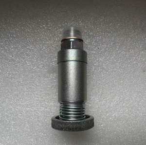 High Quality diesel Engine Fuel System Components Hand <b>Primer</b> Pump 092130-0050 2447222000 8-97377345-1 ME705031 - Product Image 1