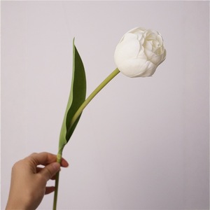 Arreglo Floral de Tulipanes de Seda Hechos a Mano de Alta Calidad, Pequeños y Frescos, para Decoración de Interiores, Adornos de Escritorio, Decoración Floral para Bodas - Product Image 3