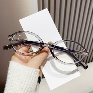 กรอบแว่นตาป้องกันแสงสีฟ้าทรงโอวัลสำหรับผู้หญิง ยอดนิยม วัสดุ PC เลนส์ใส สไตล์เกาหลีแบบเรโทร ไม่ต้องแต่งหน้า ไม่ใช่แว่นสายตา - Product Image 1