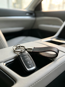 พวงกุญแจ Mecar หนังแท้แฟชั่นโลโก้ตามสั่งของขวัญสำหรับ BMW Mercedes-Benz Audi VW - Product Image 2