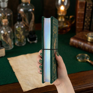 Carnet LABON Celestial Journal A5 à couverture rigide avec bordure dorée, élastique et breloques constellations – Cadeau idéal pour les amateurs <span class=keywords><strong>d</strong></span>'astrologie - Product Image 3