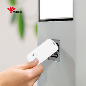 Localizador Personal para Interiores y Exteriores, Etiqueta de Ubicación, Tarjeta de Identificación 4G LTE BLE, Etiqueta Inteligente Bluetooth iBeacon para el Seguimiento de Empleados - Product Image 2