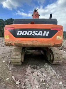 รถขุด Doosan DX520LC-9C Dx 500 มือสอง เครื่องยนต์ดีเซล ระบบไฮดรอลิก แบบตีนตะขาบ สำหรับงานดิน ชั่วโมงการทำงานต่ำ น้ำหนัก 52 ตัน ขนาดใหญ่ - Product Image 5