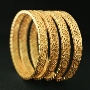 Personnalisé oem mode bijoux 24k plaqué or cuivre tours gravé conception simple bracelets pour femmes 2022 vendeurs pour bracelets