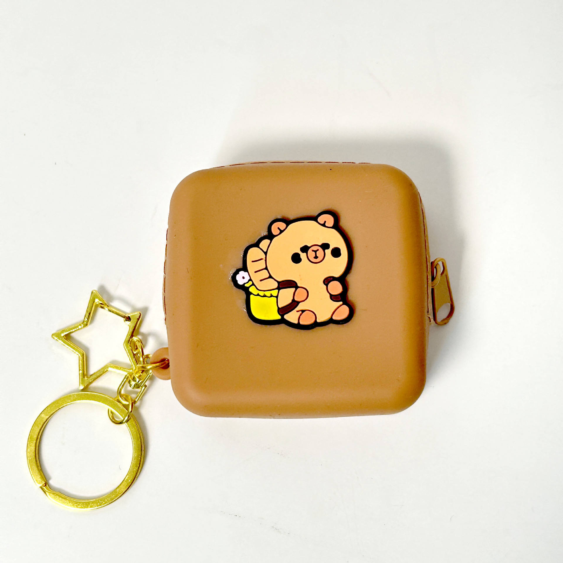 หมีแบกเป้