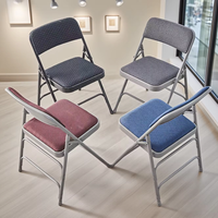 Chaises pliantes en métal robustes avec siège en tissu rembourré empilables pour les événements, les banquets, les conférences, les repas