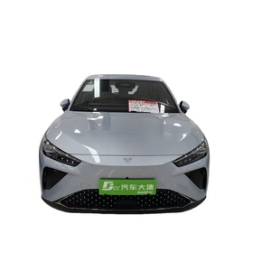 El Vehículo Híbrido Nezha L 2024 Tiene una Autonomía de 310 km, Vehículo Híbrido Nuevo con una Autonomía de 350 km y una Autonomía Combinada de 135 km - Product Image 1
