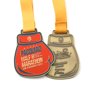 Vos propres médailles de sport personnalisées Gant de <span class=keywords><strong>boxe</strong></span> personnalisé en forme de médaille en laiton Finition en émail 10k Médailles de marathon pour souvenirs - Product Image 1