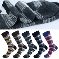 Chaussettes décontractées pour hommes, grandes tailles, amusantes, formelles, respirantes, en coton, à rayures colorées, motif Argyle