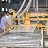 La Chine OEM Corians veines couleur acrylique panneau de surface solide pour la surface de comptoir de cuisine