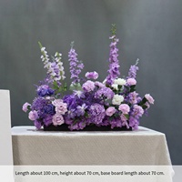 Composition florale haut de gamme en hydrangeas violets et fleurs blanches, chemin de table floral de 1 m, rangée de fleurs artificielles réalistes pour la décoration de scène de mariage