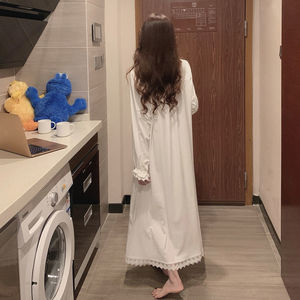 Chemise de nuit pour femmes à manches longues en soie de lait blanche, vêtements de nuit pour la maison, taille M L XL 2XL 3XL, polyester 95% - Product Image 5