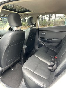 Petite berline d'occasion : Kia <span class=keywords><strong>K2</strong></span> 1.6L 2012, finition Premium, facile à stationner et à conduire, faible coût de fonctionnement, fiable - Product Image 5