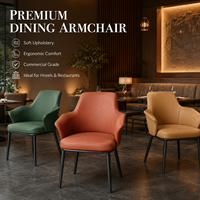 Chaise de salle à manger de style baril moderne, rembourrée en cuir vert avec pieds en métal noir pour hôtel et restaurant