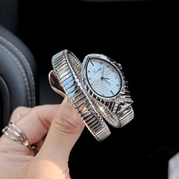 Montre-bracelet extensible vintage Scottie 9779 motif serpent pour femme, étanche 3 ATM, mouvement à quartz – Idéale pour les fêtes, le quotidien, les voyages, ou comme cadeau