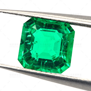Synthetic Emerald Loose Stone 8x8mm Princess Square Green For Jewelry Making - Product Image 3